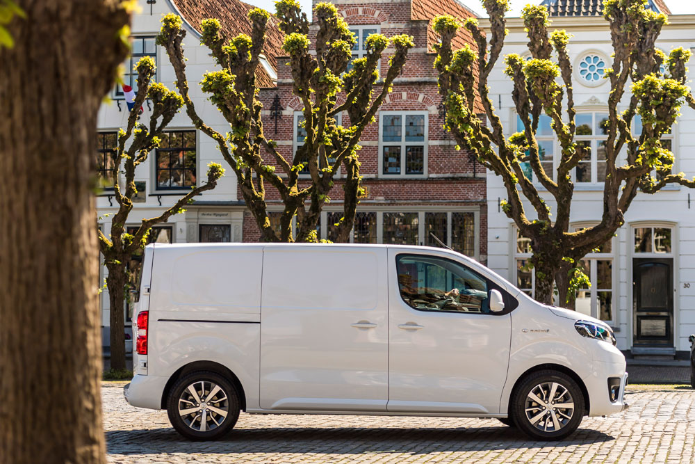 Toyota-PROACE-Electric